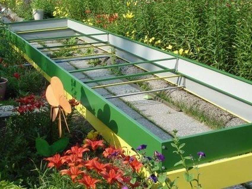 Грядки из профлиста своими руками