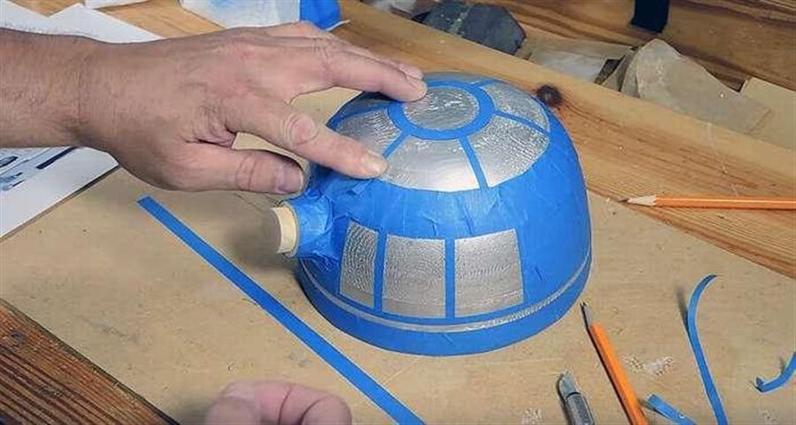 Оригинальный скворечник R2-D2 (в стиле