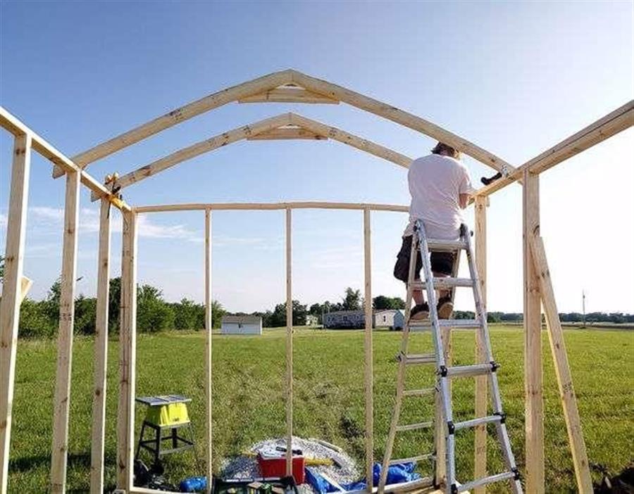 Сарай своими руками из дерева