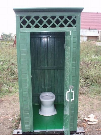 Туалет на даче: 15 фото-идей