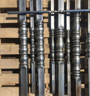 Балясины из профильной трубы: ТОП 10 ФОТО