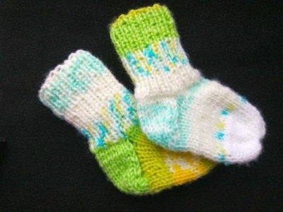 Детские носки своими руками. Фото обзор 11 моделей